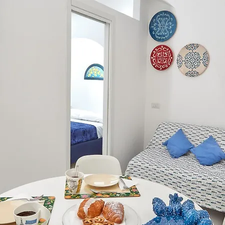 Daire O' Murzillo - Exclusive In Piazzetta!