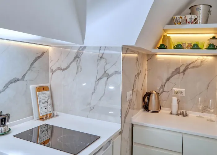 Daire O' Murzillo - Exclusive In Piazzetta!