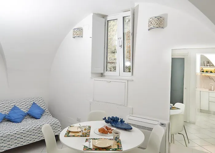 O' Murzillo - Exclusive In Piazzetta! * Capri